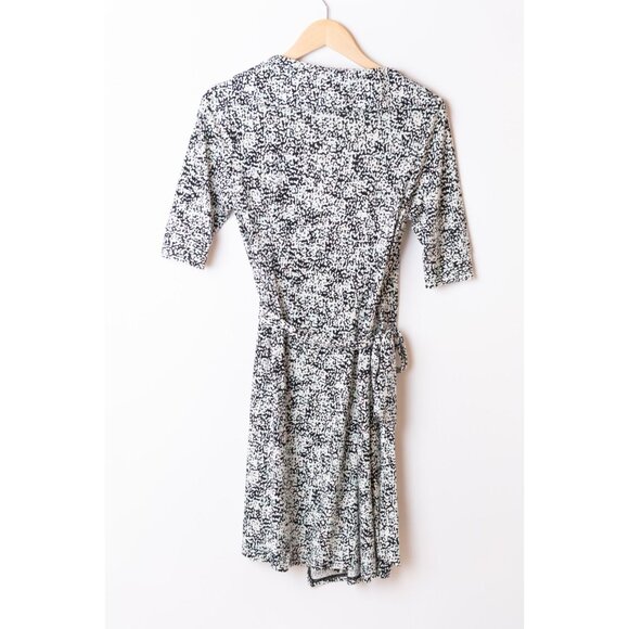Diane von Furstenberg DVF Original Wrap Dress Women's Size 4 100% Silk - Picture 6 of 9